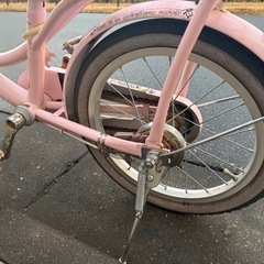 子供用 16インチ 自転車 ピンク 補助輪ありの画像