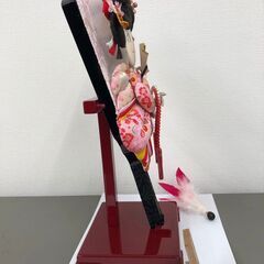 不二家 ペコちゃん 羽子板 吉徳大光作 10号 飾り台付きの画像