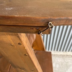 アンティーク調　サイドテーブルの画像