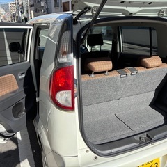 日産Mocoモコ可愛いマスクにパワフルなインタークーラーターボエンジンと希少パールホワイト色でロールキャベツ君の様な車です😃の画像