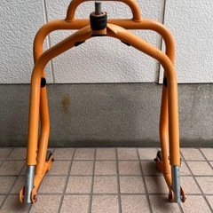 バイクフロントメンテナンススタンドの画像