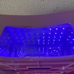 LEDライト　ネイル　レジン　ハンドメイド　ネイルチッジェルネイルの画像