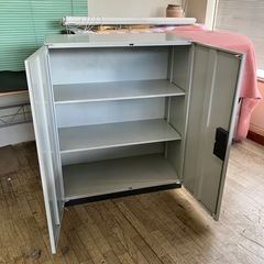 スチール　キャビネット　ロッカー　鍵なしの画像