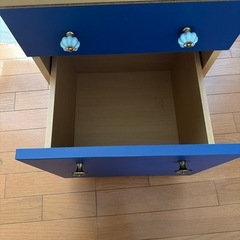 ブルー キャビネット 木製の画像