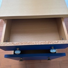 ブルー キャビネット 木製の画像