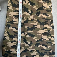 アーバンリサーチ 迷彩 裏起毛 あったかスカート
の画像