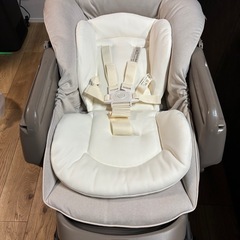 【新品未使用】12月末までの価格。コンビCombi 電動 ハイローチェア ネムリラ コードレス AUTO SWING SS ＋ ナチュラルベージュ コードレスの画像