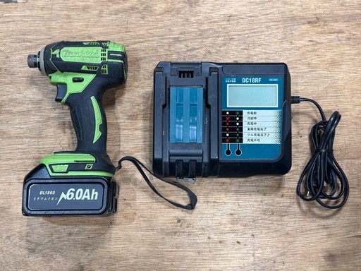 makita マキタ TD149D インパクトドライバー 6.0Ahバッテリー&充電器付き 動作良好