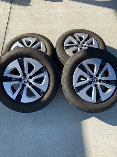 プリウス50系　純正タイヤホイールセット