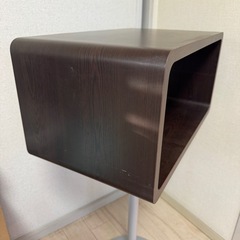 スタンド付きディスプレイラック／サイドテーブルの画像
