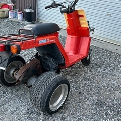 GYRO X 三輪バイク 赤/白 荷台付き　ミニカー➁ の画像