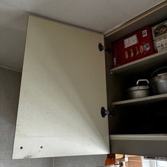 ブラウン 木製 上部キャビネット　吊り戸棚の画像