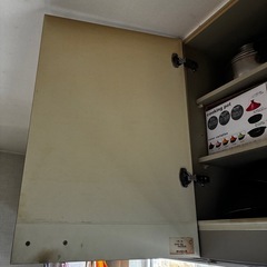 ブラウン 木製 上部キャビネット　吊り戸棚の画像