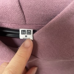 UNIQLO☆フード付トレーナーの画像