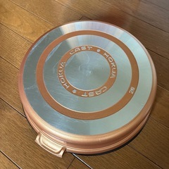 【新品】すき焼き鍋 直径約30cm 箱付きの画像