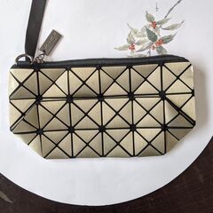 BAOBAO ISSEY MIYAKE ポーチ　の画像