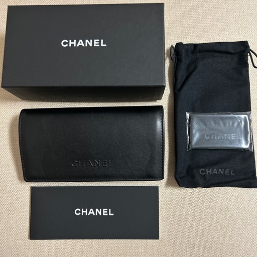 CHANELメガネケース