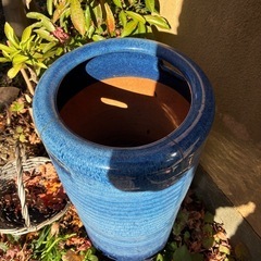 🌹陶器の傘立て　フラワースタンド　プランタースタンド
🌹 の画像