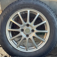 スタッドレスタイヤホイールセット！激安セットです。の画像