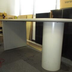 大阪市浪速区引き取りのみ(平日限定)　打合せ用テーブルの画像