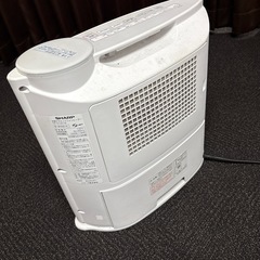 SHARP セラミックファンヒーター　の画像