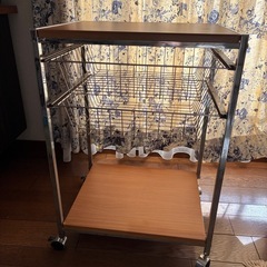 🌹天板付きステンレスキャスターワゴン　バスケット引出し2個付き　キャスター付き🌹 　の画像