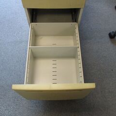 デスクワゴン 3段　テスク下サイドキャビネットの画像
