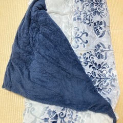 ニトリ　厚手こたつ布団　大きめの画像