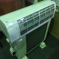 【ジャングル和泉大型良品館】　エアコン ダイキン AN253AESK 2023年製 8畳目安 冷暖房【R369】の画像