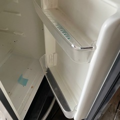 2016年ハイアール冷凍冷蔵庫の画像