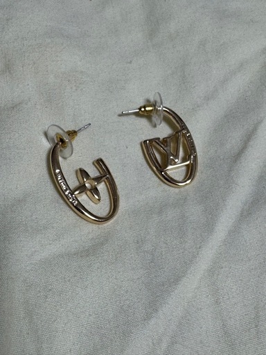 希商品　VUITTON ピアス