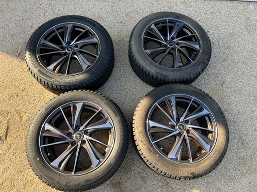 ドルフレン　ヴァルネ/ブリヂストン スタッドレス タイヤ18インチ セット