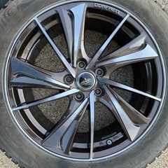 ドルフレン　ヴァルネ/ブリヂストン スタッドレス タイヤ18インチ セットの画像