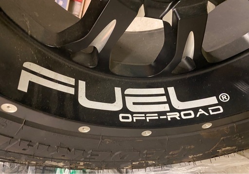 ※ FUEL OFF-ROAD フューエルオフロード　33ⅹ12.50R20LT 20インチ　2014年製　タイヤ 1本のみ