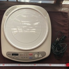 SANYO サンヨー専用鍋付 IH調理器 IC-SP1 ホワイト 鍋 煮物 蒸し物 調理器具 調理家電の画像