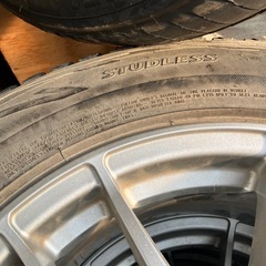 スタッドレス　タイヤ　ホイール　4本の画像