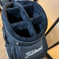 タイトリストキャディバッグの画像