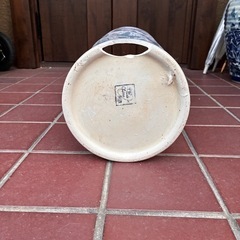 陶器製傘立ての画像