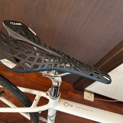 TREK クロスバイク　カーボンフォークの画像