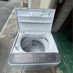 A676♠️⭐️配送設置可🙌 ⭐️Panasonic 洗濯機7キロ「NA-F70PB14」2020年製の画像