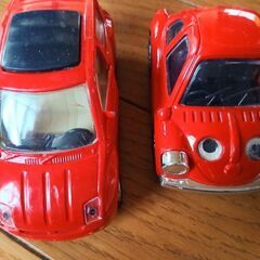 大きめサイズのプルバックカー８台セットの画像