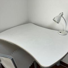 ミーティングテーブル 会議机 ワーキングデスク 勉強机 作業台 コクヨ キャスター付きの画像