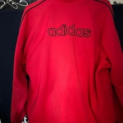 シャツとパーカーの画像