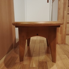 美品です楕円型ローテーブルの画像