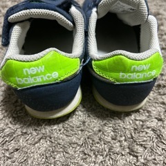 キッズスニーカー　ニューバランス　15.5センチの画像