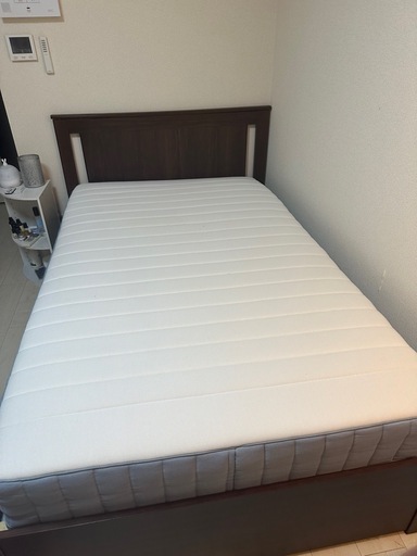 IKEA セミダブルマットレス・ベッド (なっちゃん) 瑞江のベッド