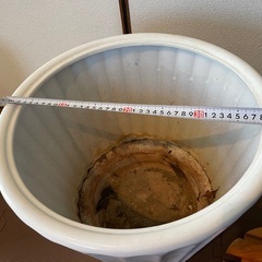 陶器鉢　大型　高さ46　直径40cmの画像