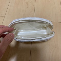 【新品未使用】コスメデコルテ ホワイトブリスコレクション クリスマスコフレ ポーチの画像