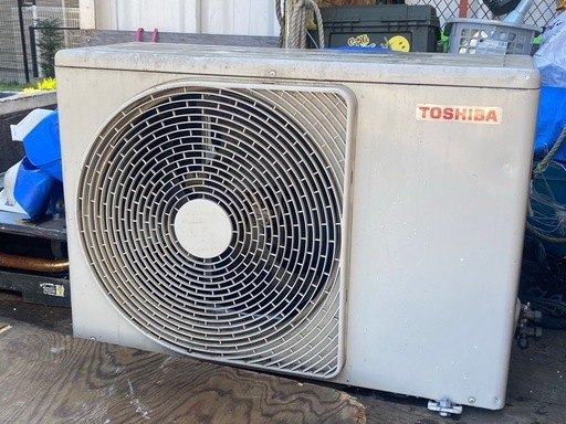 TOSHIBAルームエアコン10畳用　2022年製美品♪