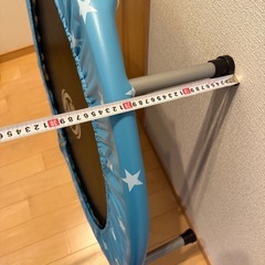 トランポリン　破れありの画像